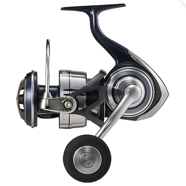 DAIWA 2021 CERTATE SW 8000P spinning reel product image