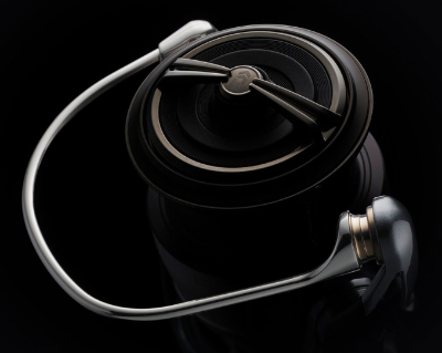 DAIWA collection with AIRDRIVE BAIL technology feature illustration